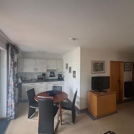 Ferienwohnung Im Duenenpark Binz Buitenkant foto