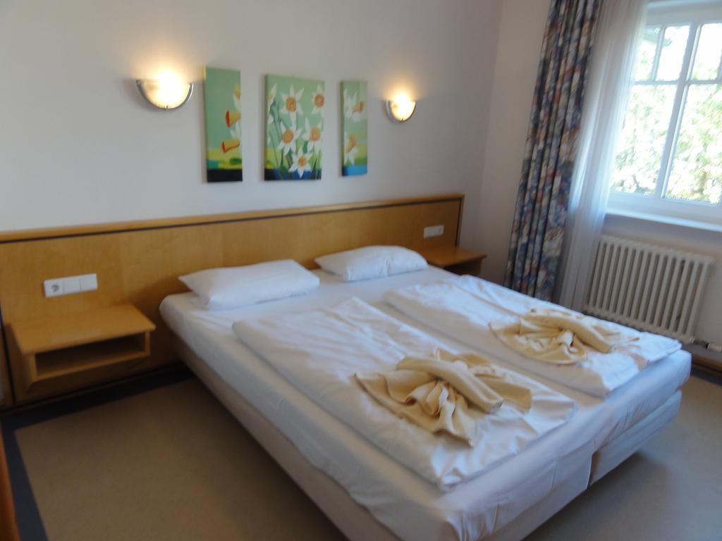 Ferienwohnung Im Duenenpark Binz Kamer foto