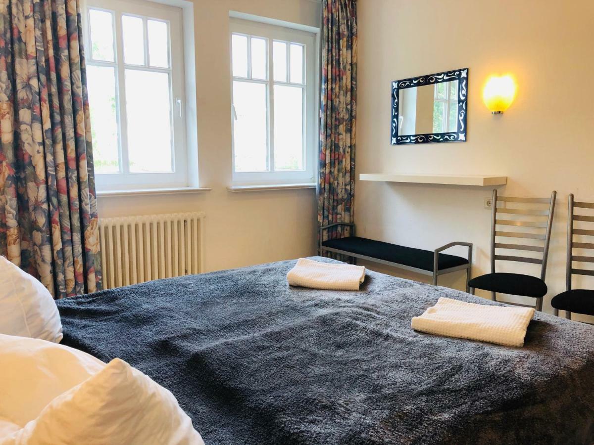 Ferienwohnung Im Duenenpark Binz Buitenkant foto